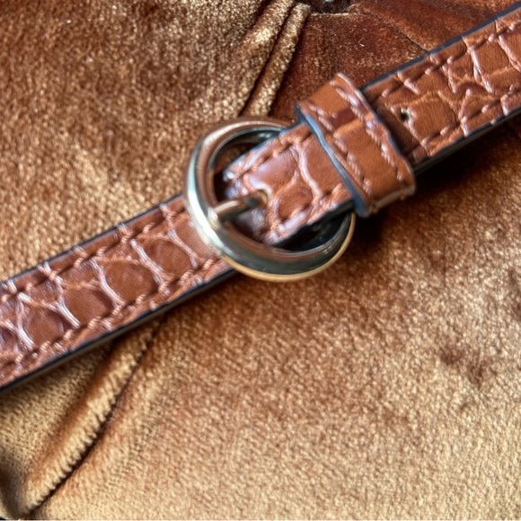 Dana Buchman Top Zip Cherry Crossbody Bag - Picture 7 of 10